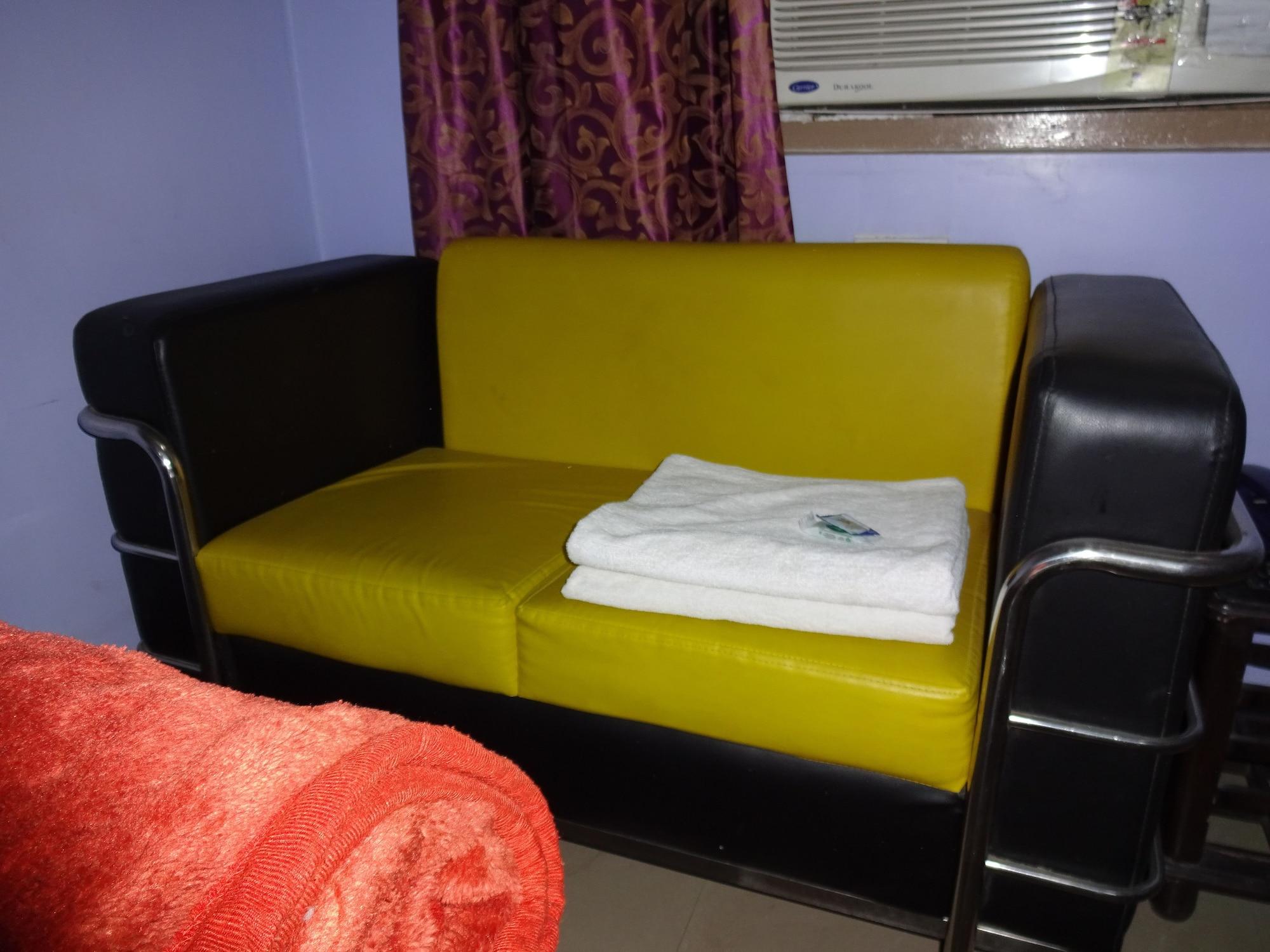 Hotel Viraat Inn Gaya Bagian luar foto