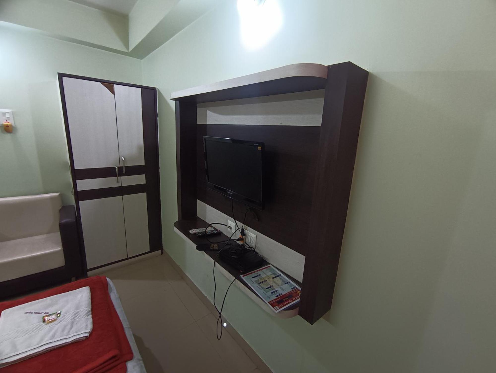 Hotel Viraat Inn Gaya Bagian luar foto
