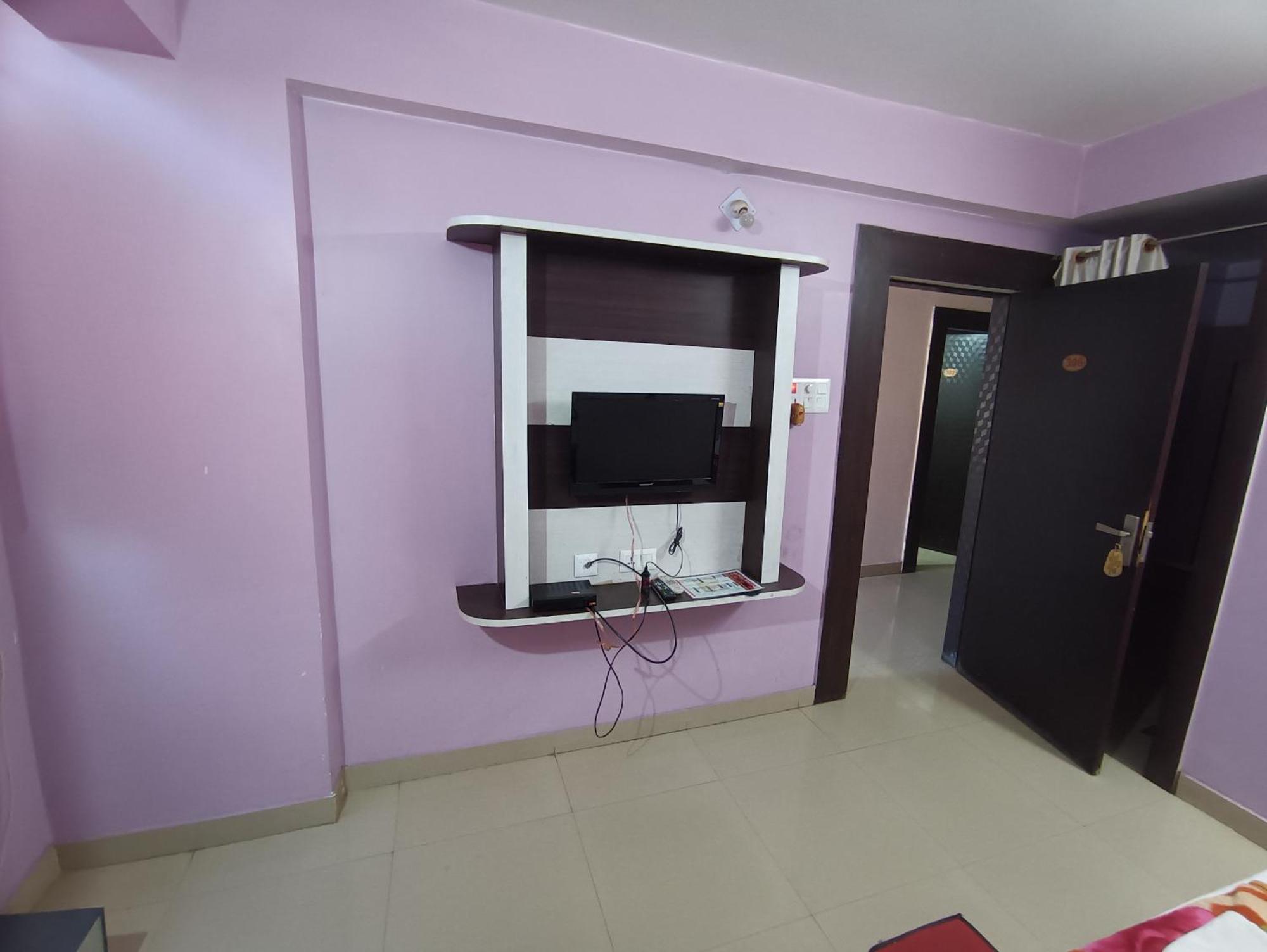Hotel Viraat Inn Gaya Bagian luar foto