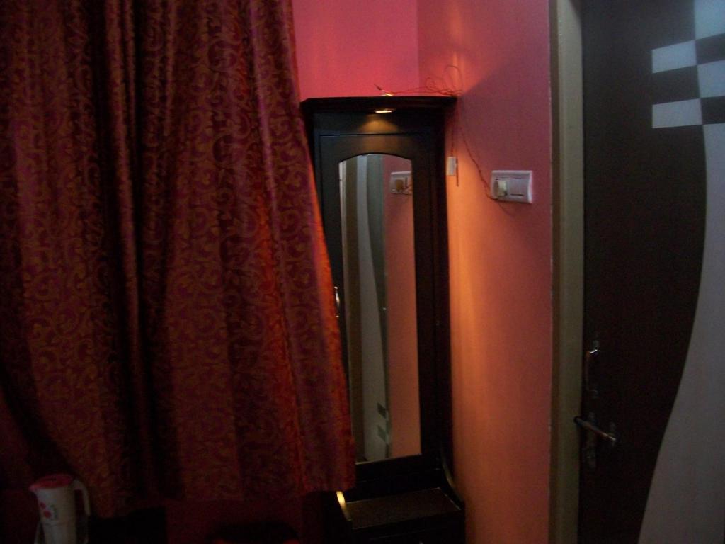Hotel Viraat Inn Gaya Bagian luar foto